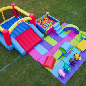 Saltarín inflable con gimnasio infantil y piscina de pelotas